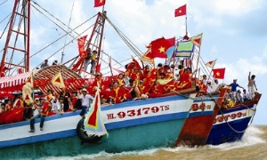 Phản đối Trung Quốc đưa giàn khoan đến vùng biển Việt Nam